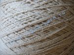 Буретная пряжа 10/3. 100% Натуральный буретный шелк малберри (bourette silk yarn, mulberry silk yarn). Цвет натуральный